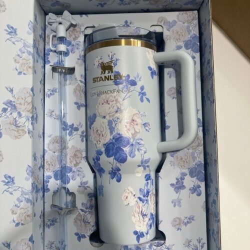 Stanley x LoveShackFancy Holiday Quencher Everblooming Rosettes photo review